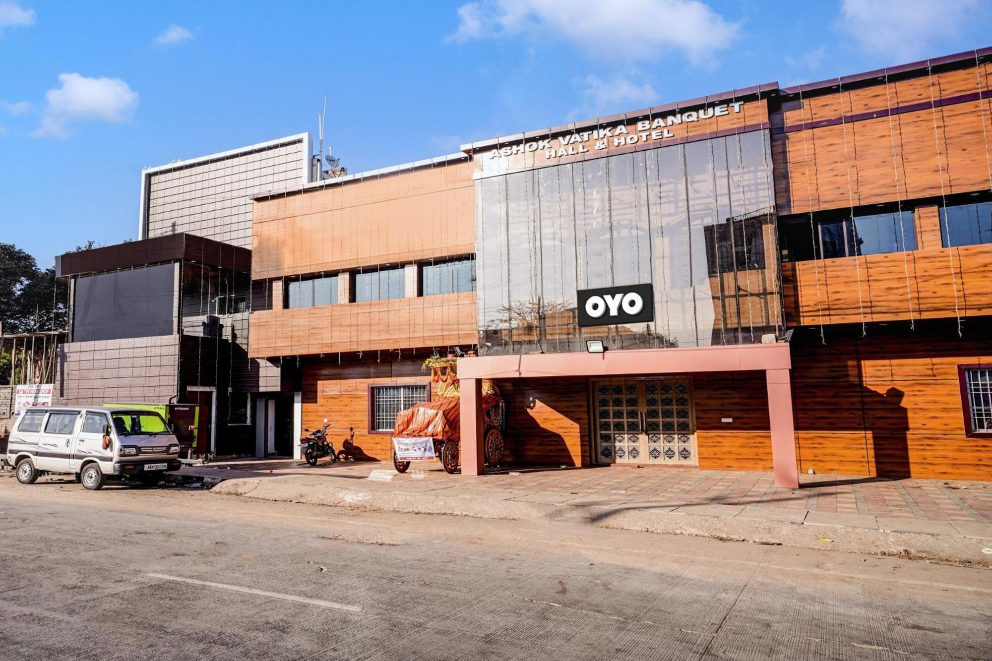 Oyo Flagship Hotel Ashok Vatika Banquet Hall Ranchi Exterior foto